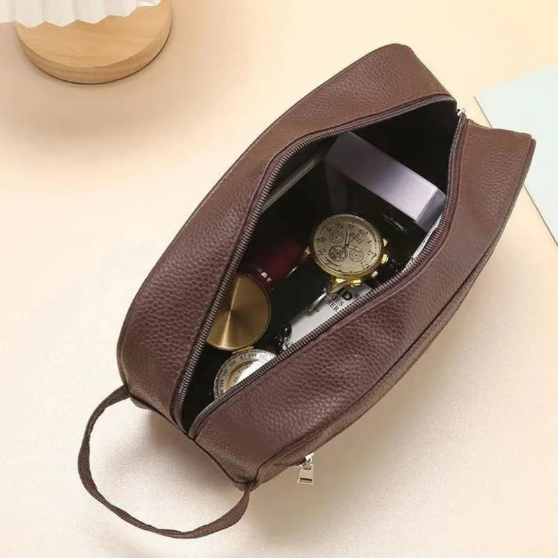 Bolsa Necessaire Masculina de Couro.